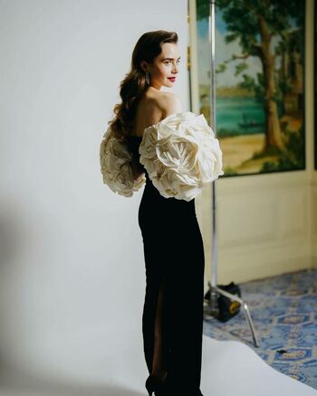 Lily Collins