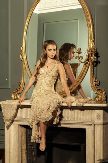 Lily Collins