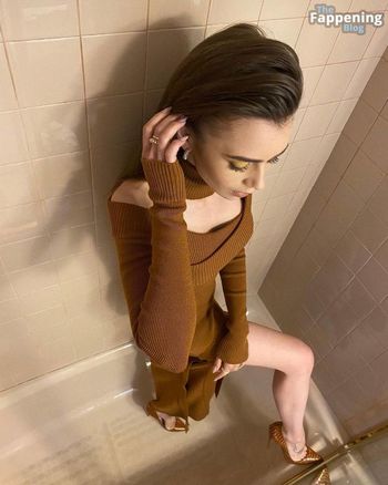 Lily Collins