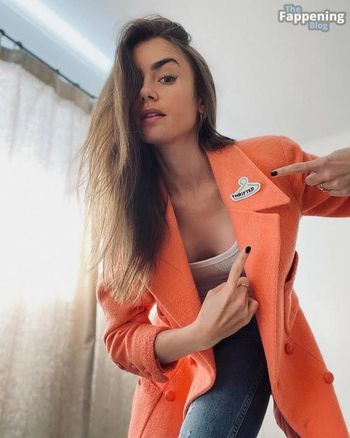 Lily Collins