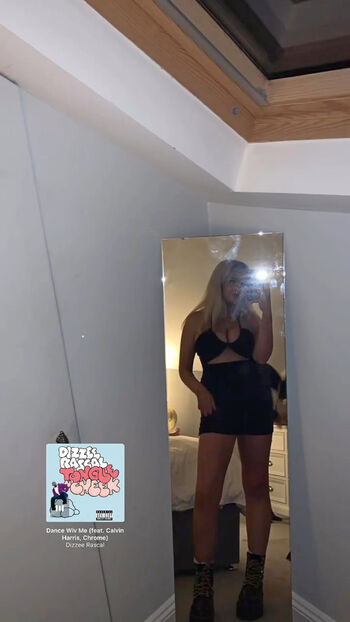 Lily D