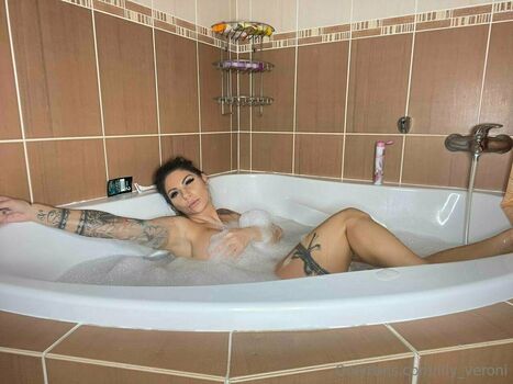 lily_veroni