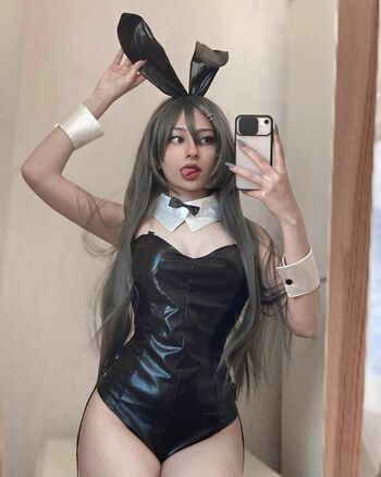 lilyacorncr