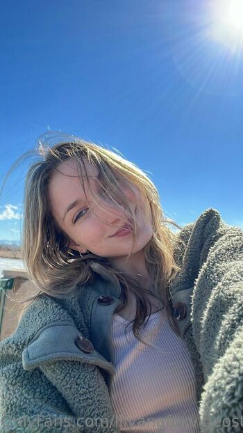 lilyanafoxvideostore
