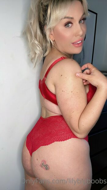 lilybigboobs