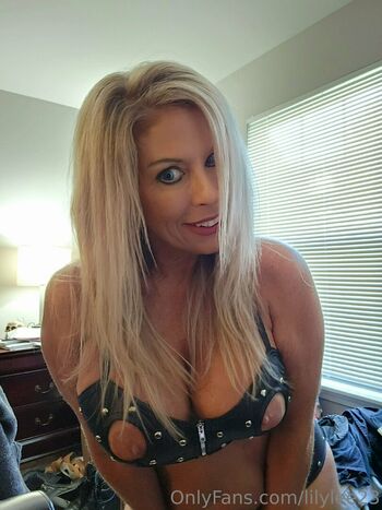 lilylee23