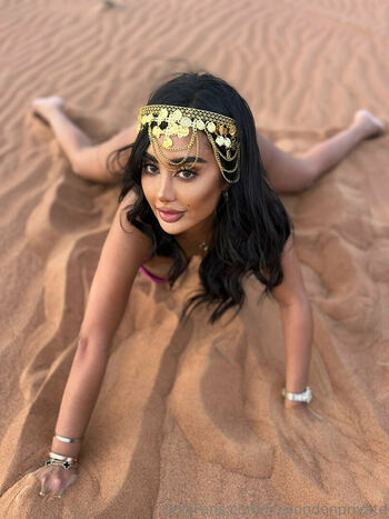 Lina London