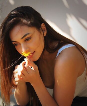 Lindsey Morgan