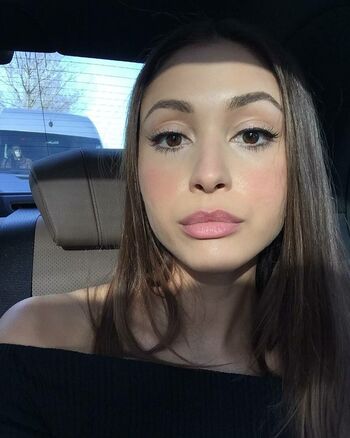 Lindsey Morgan