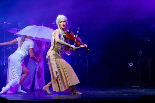 Lindsey Stirling