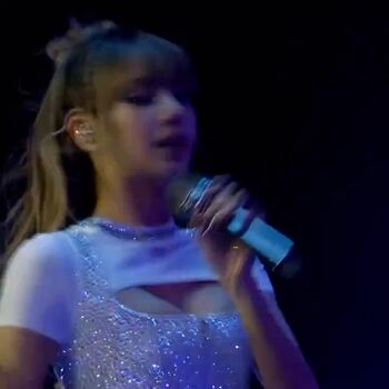 Lisa Blackpink