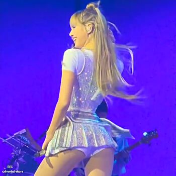 Lisa Blackpink