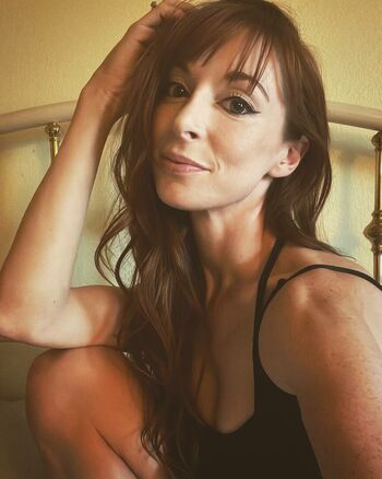Lisa Foiles