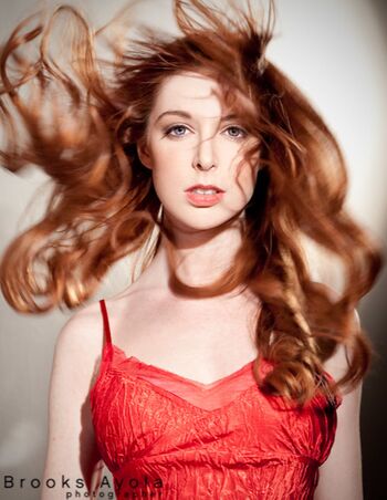 Lisa Foiles