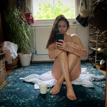 Lisa Snowdon