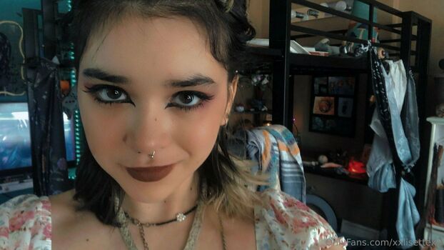 Lisette Dagon