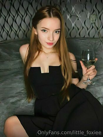 little_foxiee