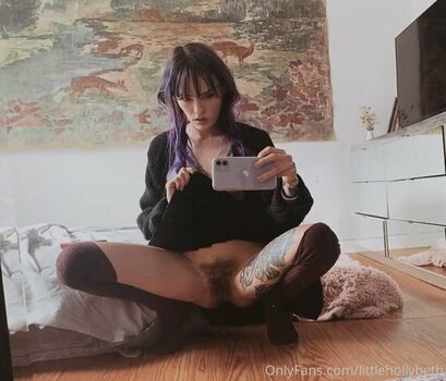 littlehollybeth