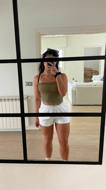 Livefitelle