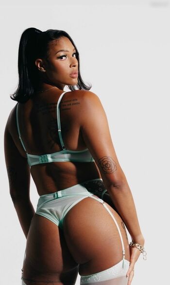 Liz Cambage