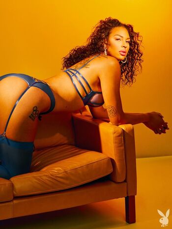 Liz Cambage