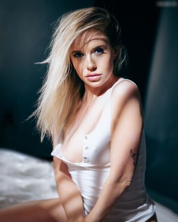 Lizz_bnx
