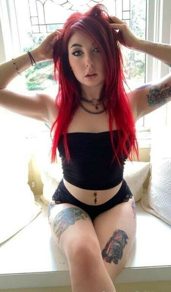 Lizzi Blake