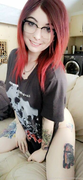 Lizzi Blake