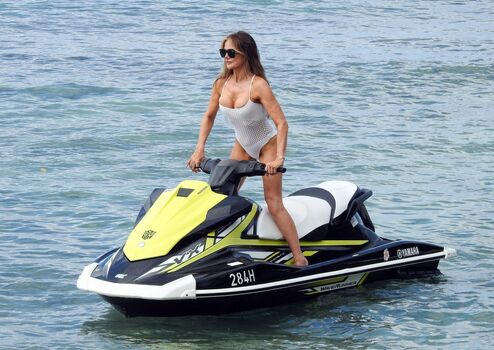 Lizzie Cundy