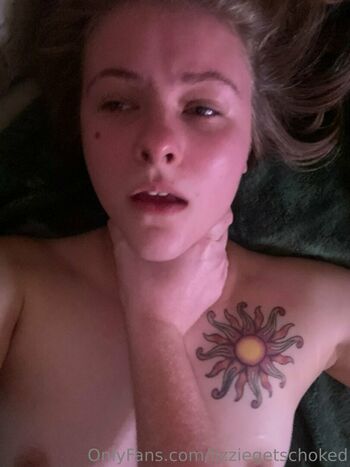 lizziegetschoked