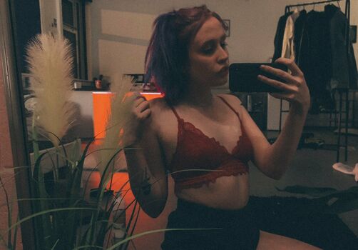 Lizzy Farrall