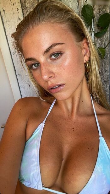 Lleona Bauer