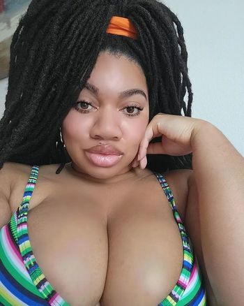LockedHoneyPrincess