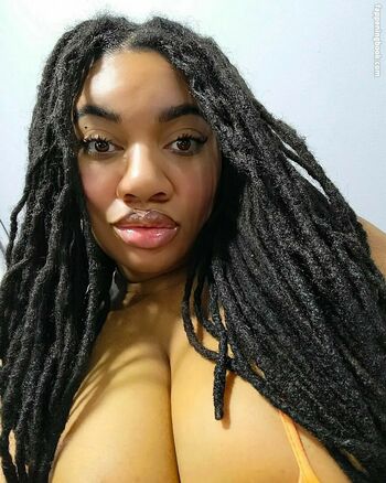 LockedHoneyPrincess