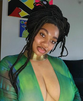 LockedHoneyPrincess
