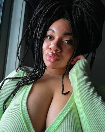 LockedHoneyPrincess