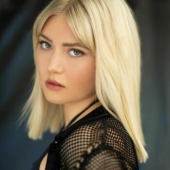 Lola Claire
