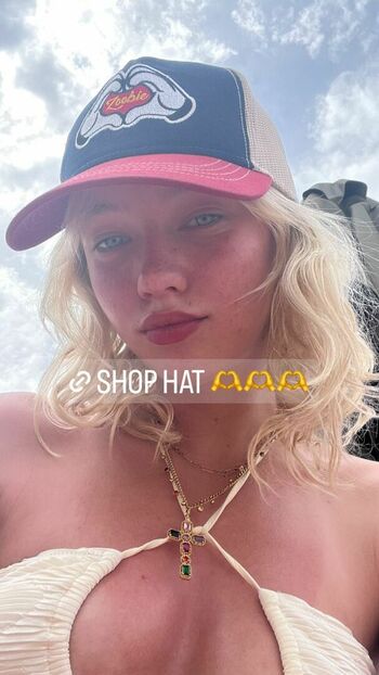 Lola Clark