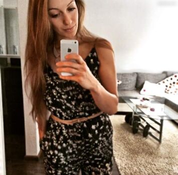 Lola Sparks