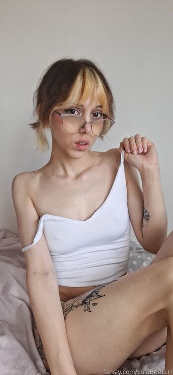 LolaBeeGirl