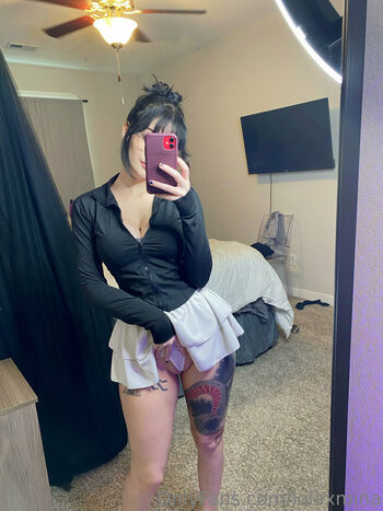 Lolaknivesxz