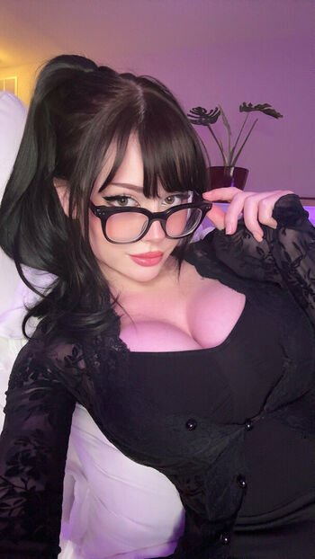 Lolaknivesxz