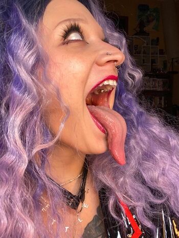 Long Tongue Fetish