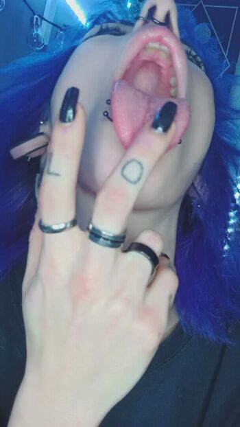 Long Tongue Fetish