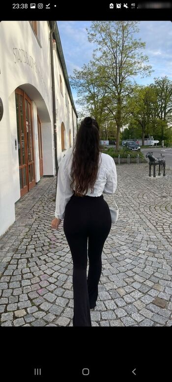 Lotti Aisha Greinwald