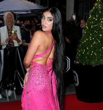 Lourdes Leon