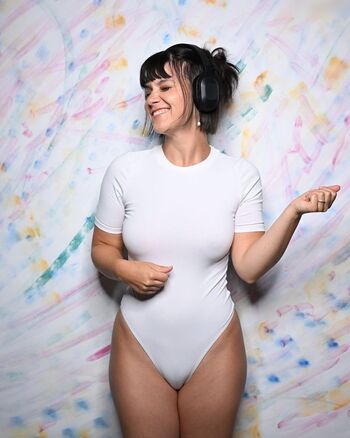 lov.e.lena