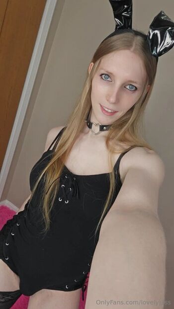 lovelyj3ss