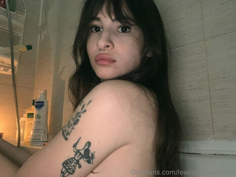 lovelylolllaaaaaaa