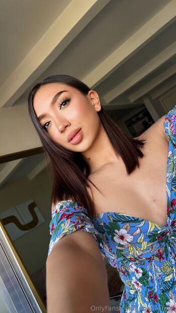 lucia.vargas